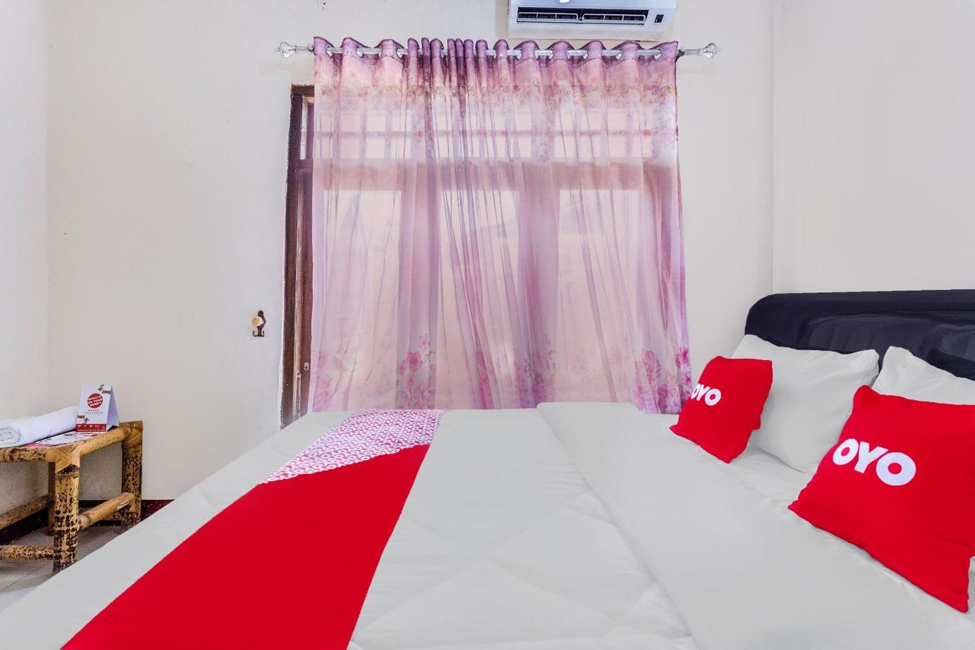 Oyo 1837 Telone Bungalow Palebah Kültér fotó